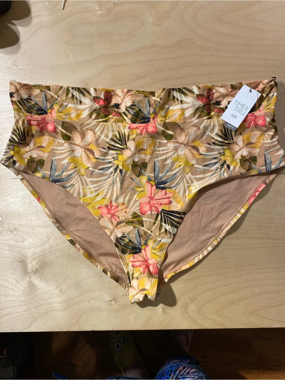 Time and Tru Floral High-Waist Bikini Bottoms 3X(24W-26W) (RG)